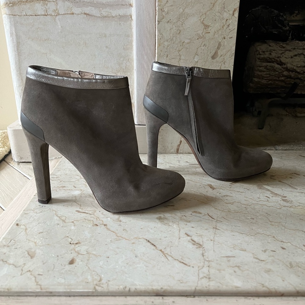 Fendi Suede Platform Heeled Booties - 39
